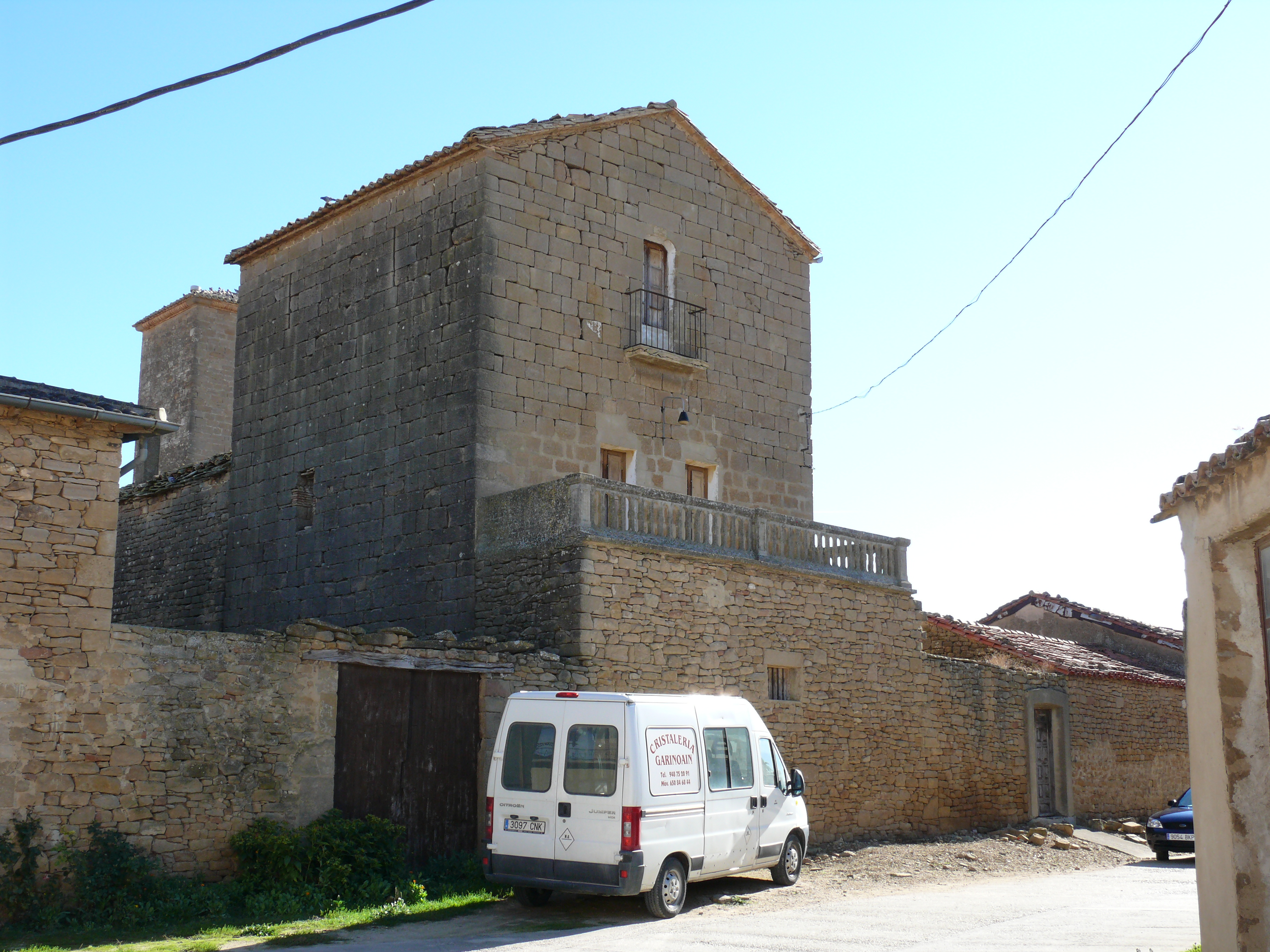 Vista del otro lateral de la torre. (JAV)
