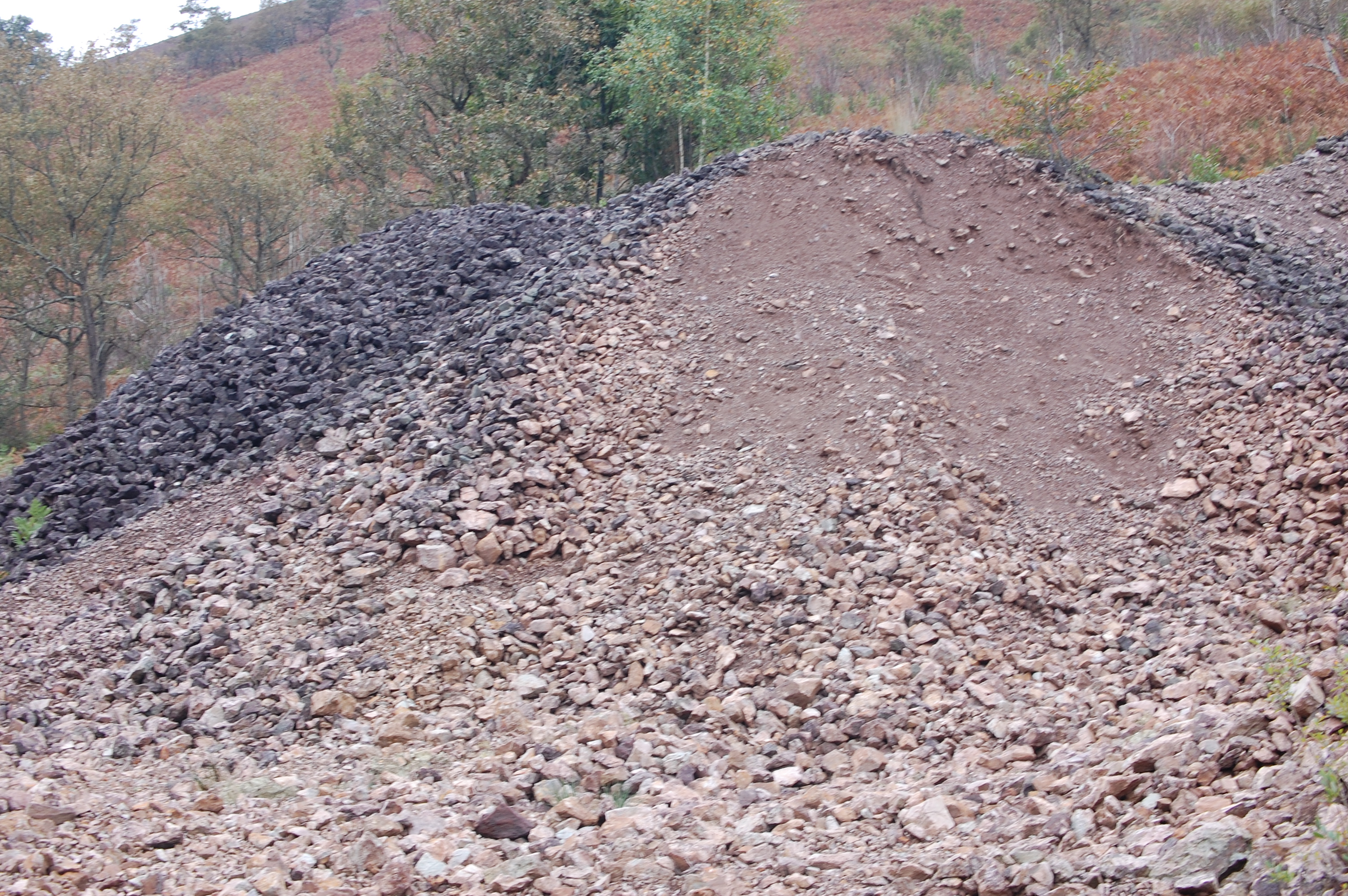 Cantera para la extracción del hierro de Larla