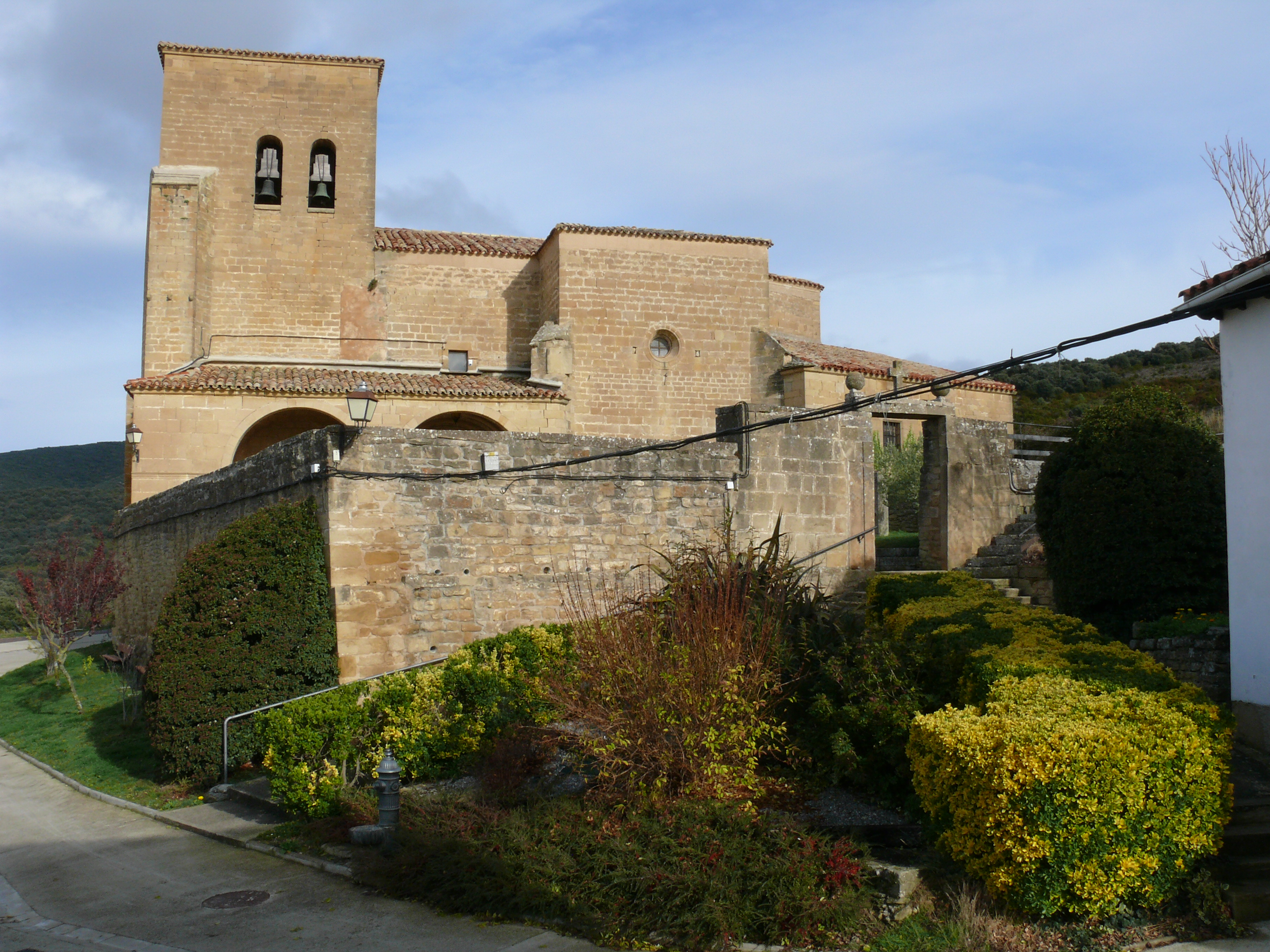 Acceso a la explanada del atrio. (JAV)