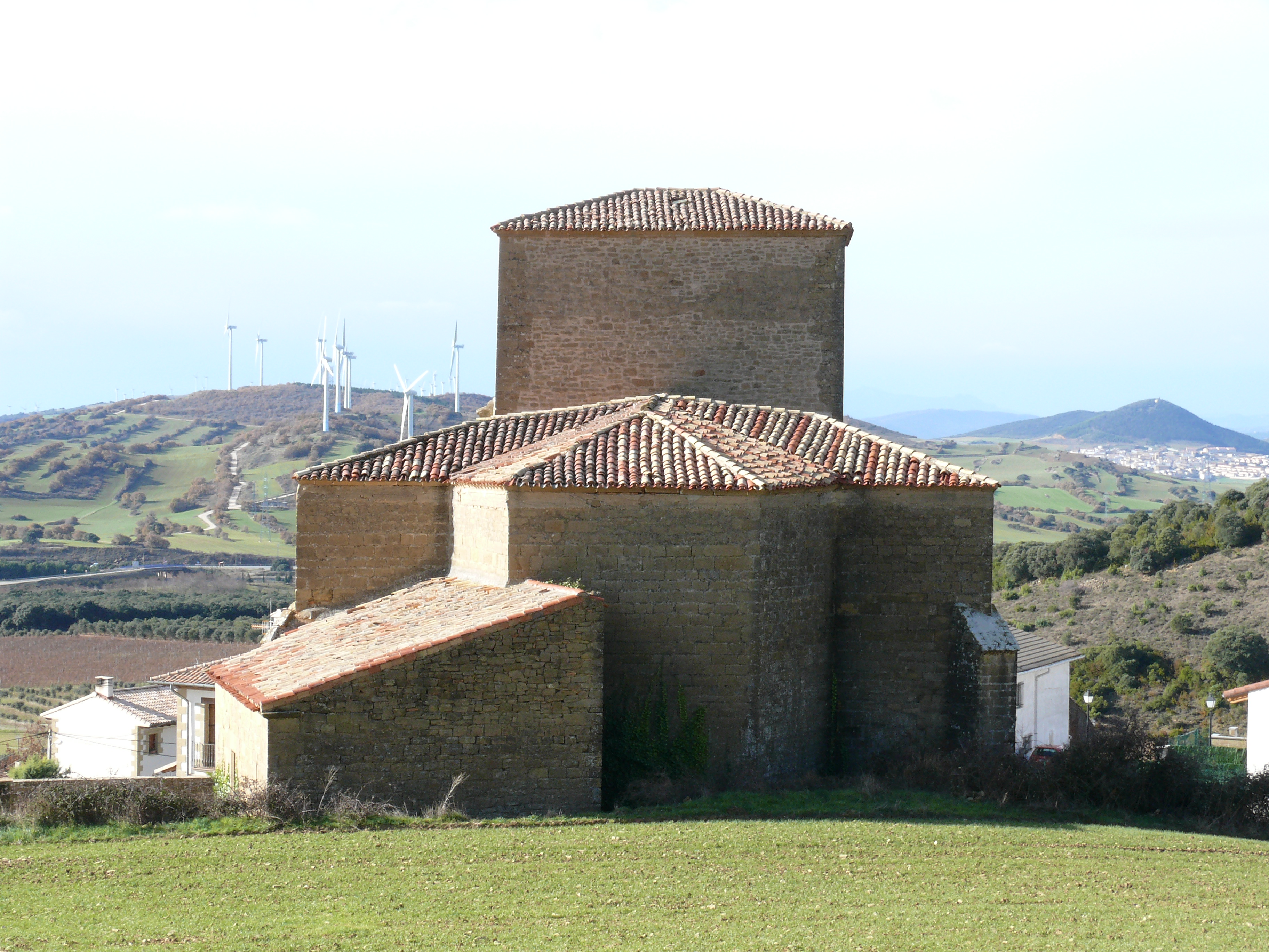 Exterior de la cabecera del templo. (JAV)