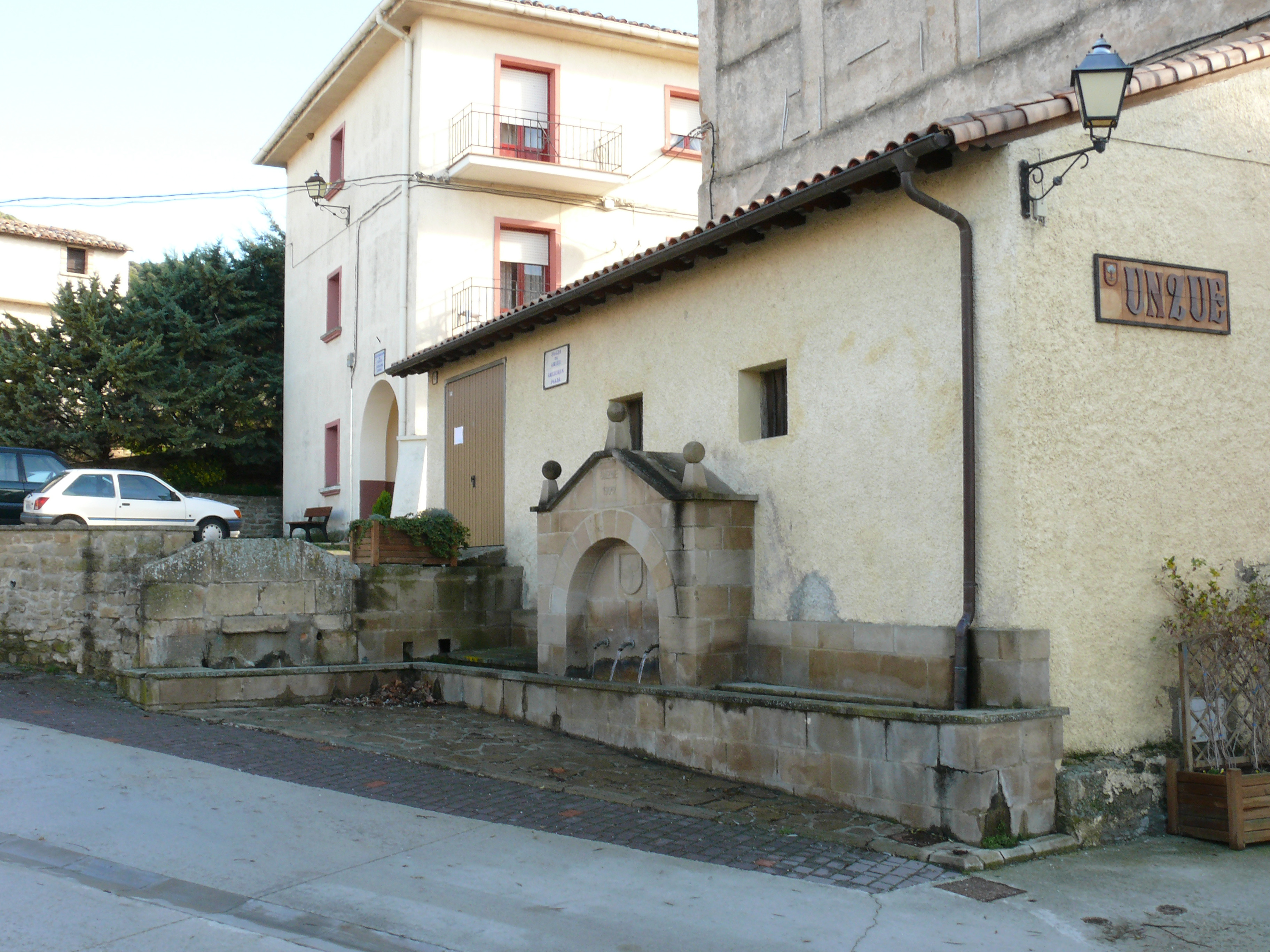 Fuente de la plaza. (JAV)
